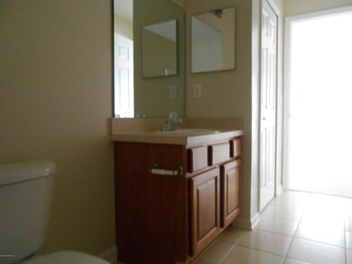 5201 Playpen Dr unit 13, Jacksonville, FL 32210 - photo 6