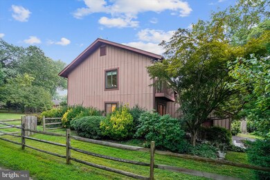 20405 Aspenwood Ln, Montgomery Village, MD 20886 - photo 5