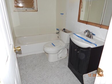 522 Oak Ln, Jacksonville, NC 28540 - photo 5