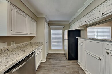 17006 Barton Oaks Ct, Houston, TX 77095 - photo 4