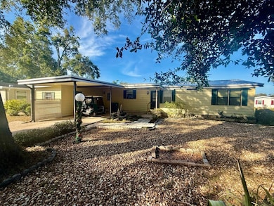 626 Cedar Ln, Lady Lake, FL 32159 - photo 3