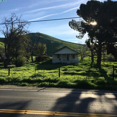 29277 Indian Reservation Rd, Porterville, CA 93257 - photo 2