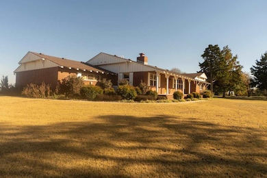 4810 E Prospect Ave, Ponca City, OK 74604 - photo 2