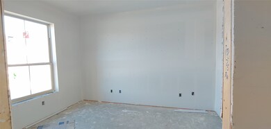 1753 Yaupon Trail Ct, Alvin, TX 77511 - photo 5