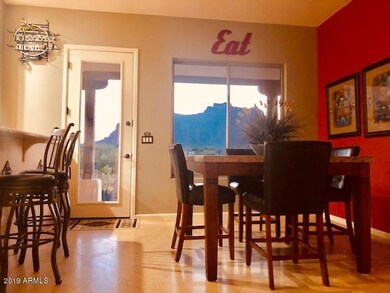 Breakfast Room