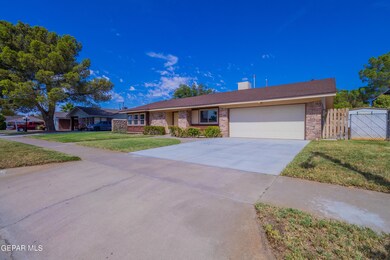 355 Roslyn Dr, Horizon City, TX 79928 - photo 4