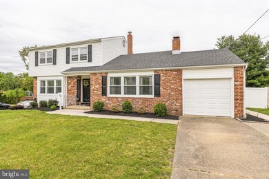 12 Riviera Dr, West Deptford, NJ 08096 - photo 4