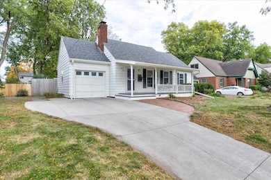 3117 45th St, Des Moines, IA 50310 - photo 2