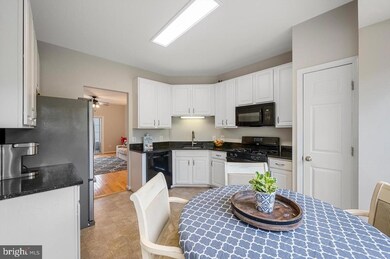 10006 Moxleys Ford Ln unit 1003, Bristow, VA 20136 - photo 6