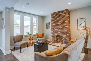 Living Room 4