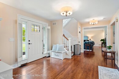 027-27-Front Hall 1B