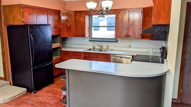 80 E Washington St, Poneto, IN 46781 - photo 3