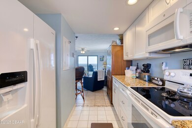 2390OceanShoreBlvd_501-19