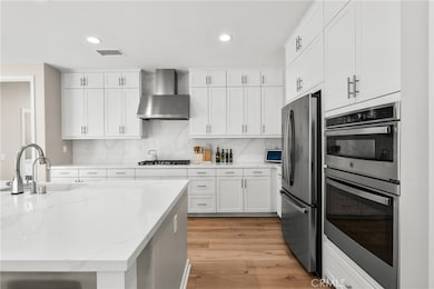 28332 Clarion Place, Santa Clarita, CA 91351 - photo 6