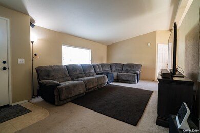 182 9th St, Lyons, OR 97358 - photo 4