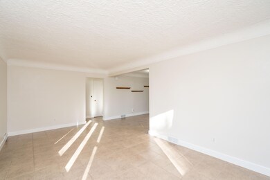 1243 Merle Hay Rd, Des Moines, IA 50311 - photo 6