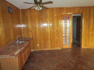 2500 University Ave, Waukegan, IL 60085 - photo 5