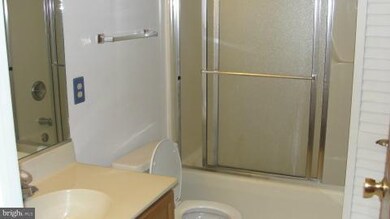 907 Eastover Pkwy, Locust Grove, VA 22508 - photo 7