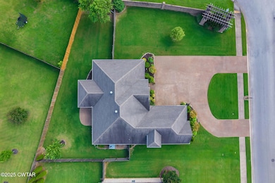 378 Zachary Ln, Jackson, TN 38305 - photo 3