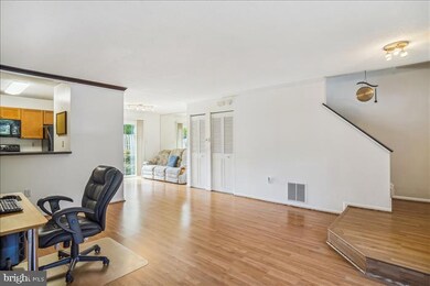 11406 Waterbury Way, Germantown, MD 20876 - photo 7