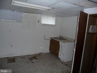 347 Southeastern Terrace, Essex, MD 21221 - photo 6