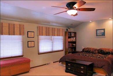 1330 Monona Ave, Aurora, IL 60506 - photo 4