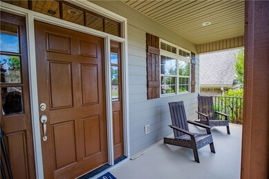 Those transom windows let in beautiful natural lig
