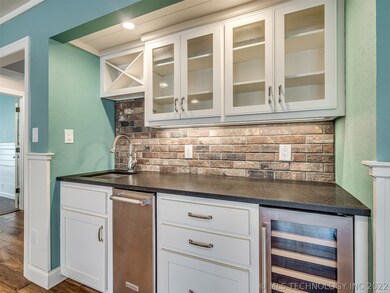 2318 Georgetown Dr, Bartlesville, OK 74006 - photo 6