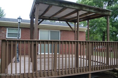 6104 E Manslick Rd, Louisville, KY 40219 - photo 5