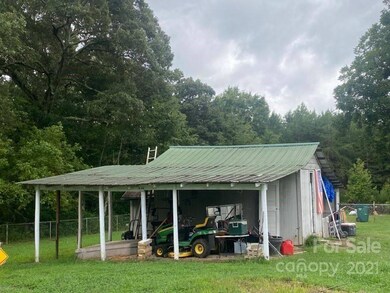 207 Parris Rd, Blacksburg, SC 29702 - photo 5