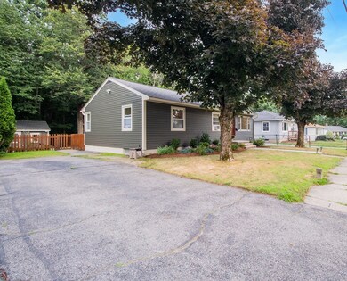 28 Wedgewood Rd, Worcester, MA 01602 - photo 3