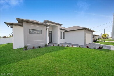 212 Kismet Pkwy W, Cape Coral, FL 33993 - photo 3