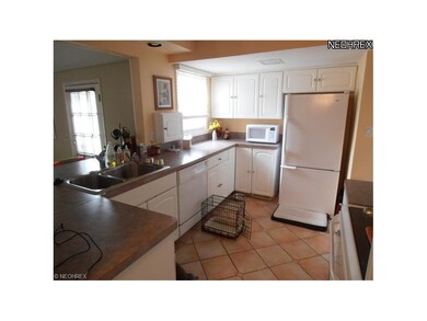 Updated Kitchen with Ceramic Tile Floor