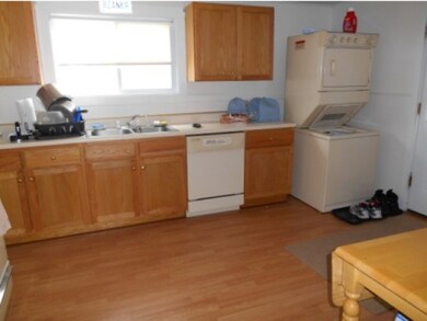 Unit 3  Livingroom