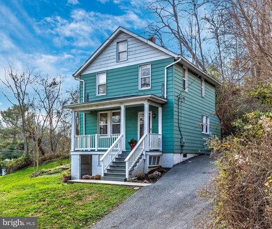 102 Greenwood St, Brunswick, MD 21716 - photo 3