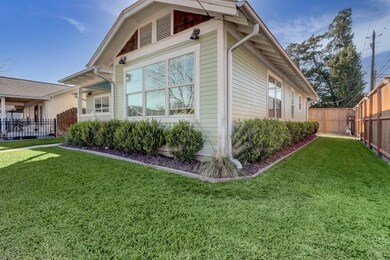 1311 Tabor St, Houston, TX 77009 - photo 3