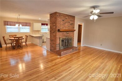 Bright, Open Floor Plan