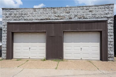 317 Sycamore St, Vandergrift, PA 15690 - photo 6