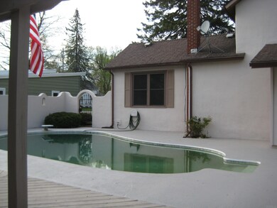 129 Washington St, Auburn, IN 46706 - photo 3