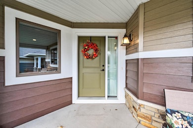 2021 Goodview Ave N, Saint Paul, MN 55128 - photo 6