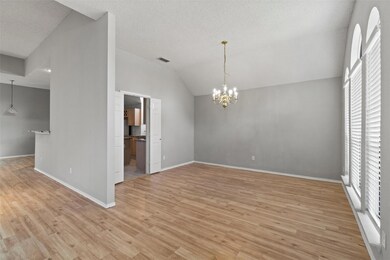 6509 Springmeadow Ln, Rowlett, TX 75089 - photo 4