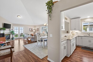 2905 Devonshire Cir, Woodbury, MN 55125 - photo 4