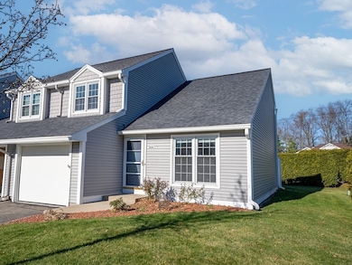 104 Chapin Greene Dr, Ludlow, MA 01056 - photo 2