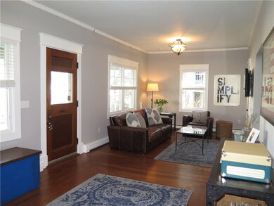 61 Overhill Rd, Providence, RI 02906 - photo 4