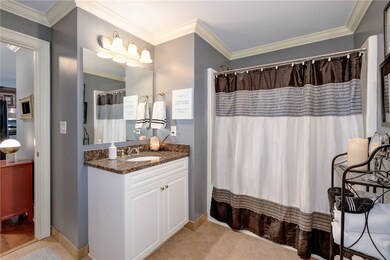 Tub/Shower Combo