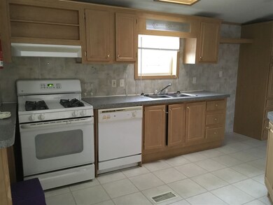 191 Dorr Dr, Rutland, VT 05701 - photo 4