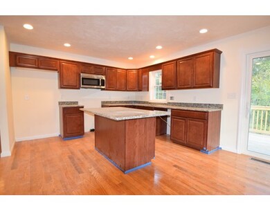 20 Truelson Dr, Randolph, MA 02368 - photo 2