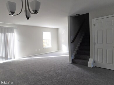 5784 Indian Cedar Ct, Frederick, MD 21703 - photo 2