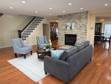 51 Faxon St, Braintree, MA 02184 - photo 4