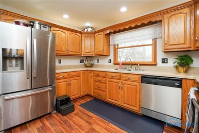 1614 Westview Dr, Findlay, OH 45840 - photo 3